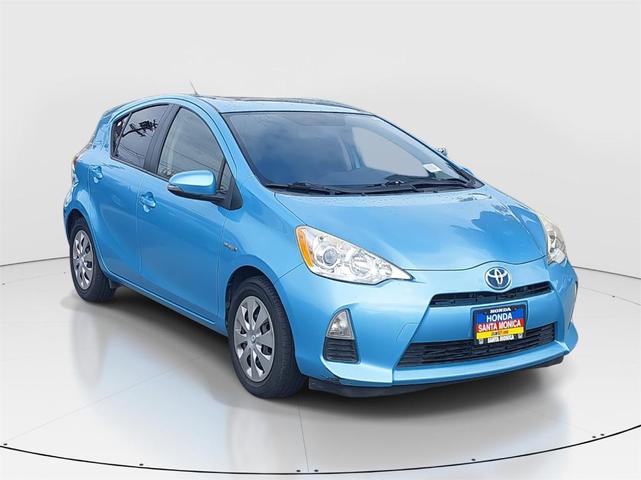 Photo of 2014 Summer Rain Metallic Toyota Prius c