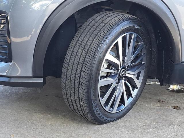 Photo of 2024 Gun Metallic Nissan Kicks