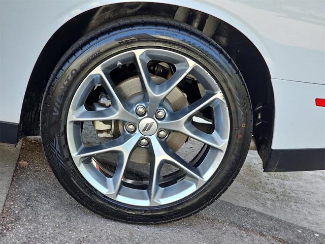 Photo of 2022 White Knuckle Clearcoat Dodge Challenger