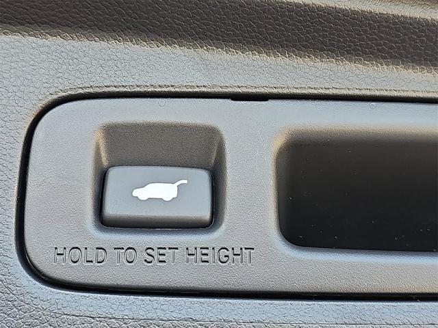 Photo of 2026 Platinum White Pearl Honda CR-V Hybrid