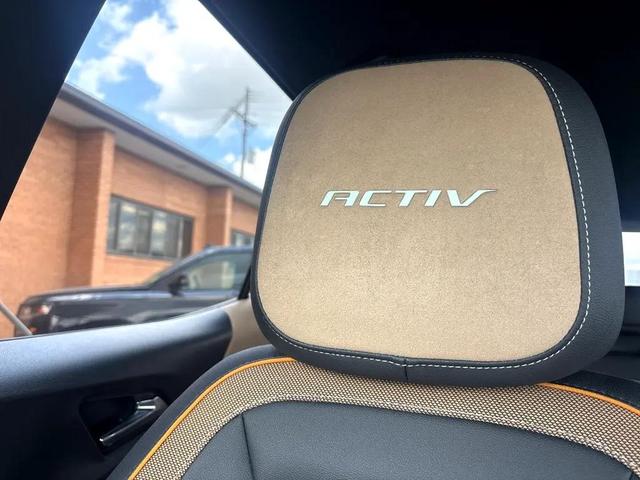 Photo of 2025 SILVER Chevrolet Equinox