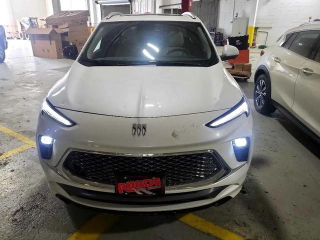 Photo of 2025 WHITE Buick Encore GX