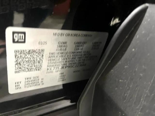 Photo of 2025 Mosaic Black Metallic Chevrolet Trax