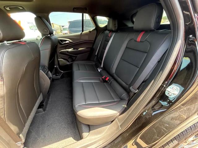 Photo of 2025 Mosaic Black Metallic Chevrolet Trax