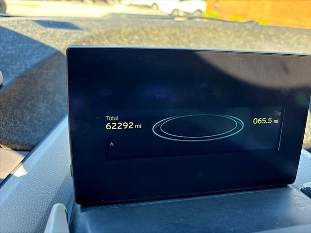 Photo of 2014 GREY BMW i3