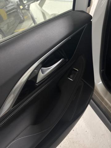 Photo of 2018 Majestic White INFINITI QX30