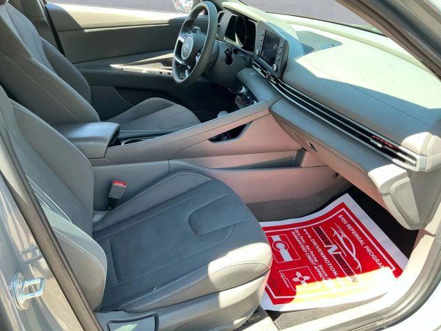 Photo of 2021 Gray Hyundai ELANTRA HEV