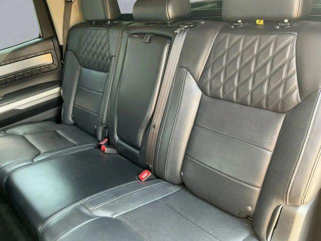 Photo of 2016 Gray Toyota Tundra
