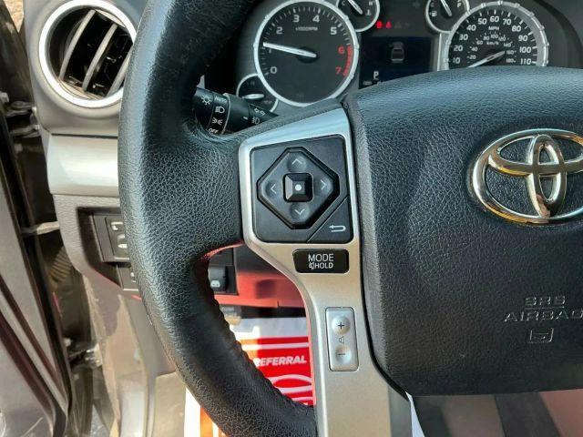 Photo of 2016 Gray Toyota Tundra