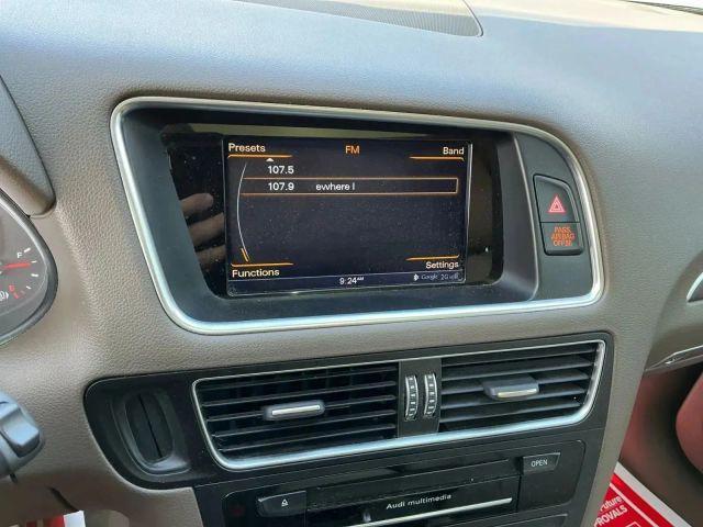 Photo of 2015 Silver Audi Q5