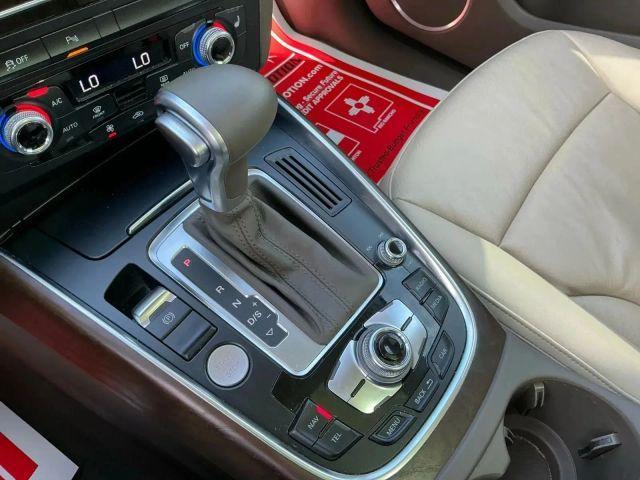Photo of 2015 Silver Audi Q5