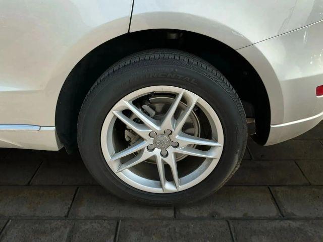 Photo of 2015 Silver Audi Q5