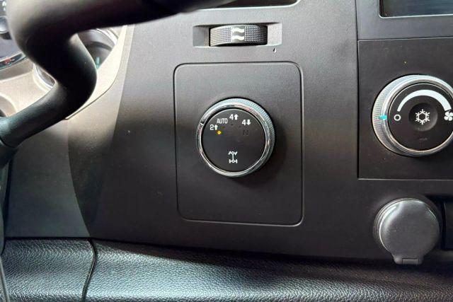 Photo of 2013 Gray Chevrolet Silverado 1500