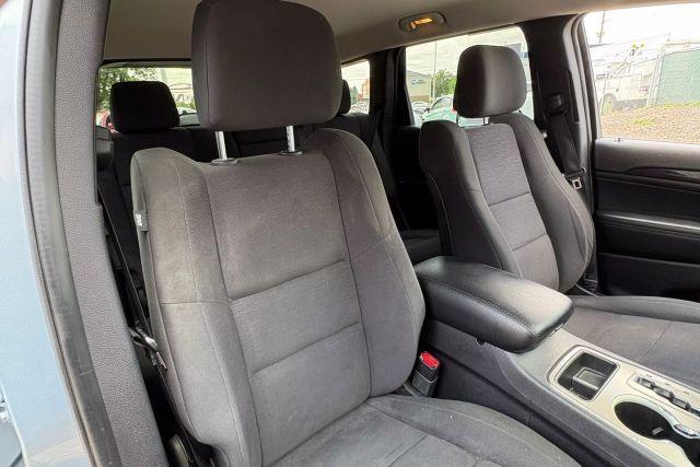 Photo of 2013 Blue Jeep Grand Cherokee