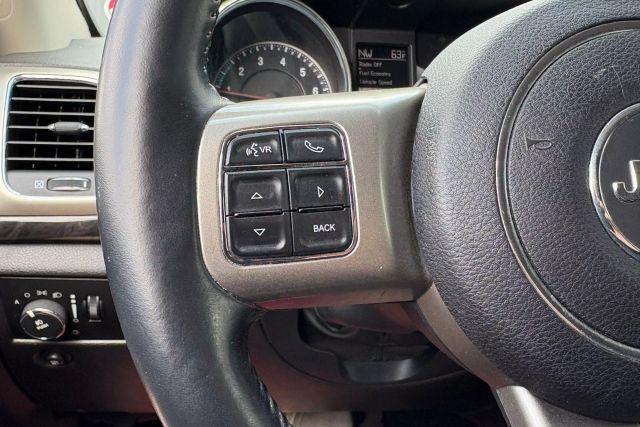 Photo of 2013 Blue Jeep Grand Cherokee