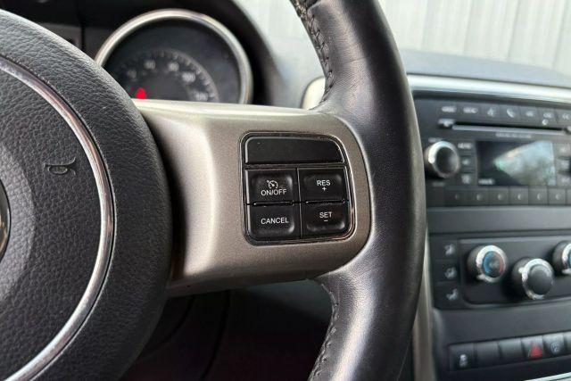 Photo of 2013 Blue Jeep Grand Cherokee