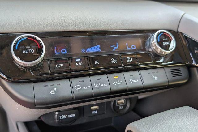 Photo of 2022 Red Hyundai ELANTRA HEV