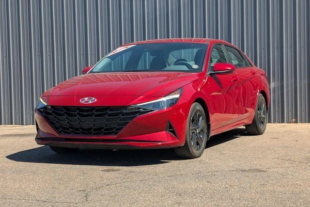Photo of 2022 Red Hyundai ELANTRA HEV