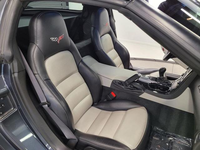 Photo of 2009 Cyber Gray Metallic Chevrolet Corvette