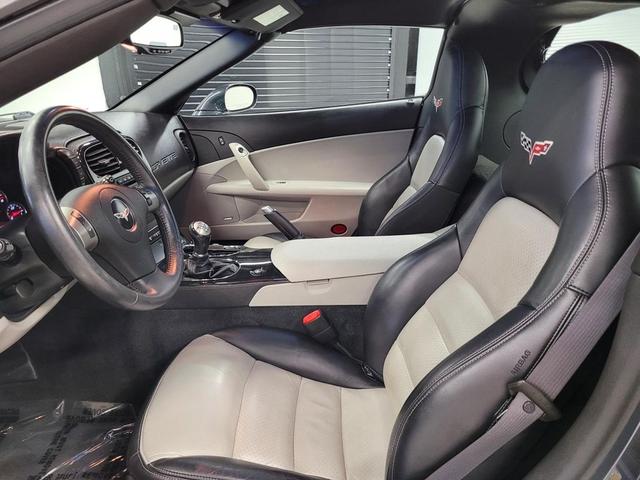 Photo of 2009 Cyber Gray Metallic Chevrolet Corvette