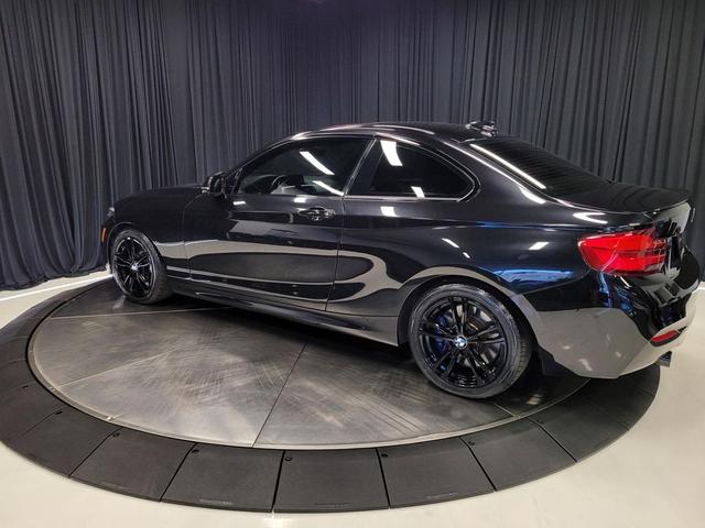 Photo of 2018 Black Sapphire Metallic BMW M240