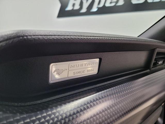 Photo of 2015 Ingot Silver Ford Mustang