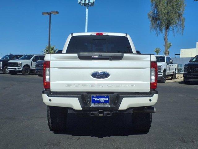 Photo of 2019 White Ford F-250