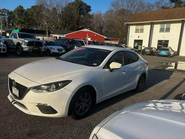 Photo of 2014 Snowflake White Pearl Mica Mazda Mazda3