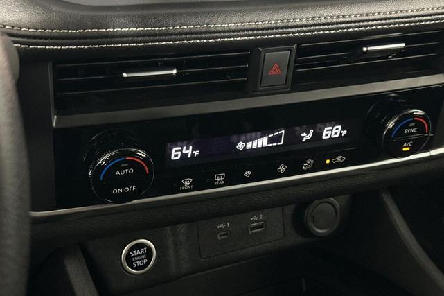 Photo of 2023 Pearl White Tricoat Nissan Rogue
