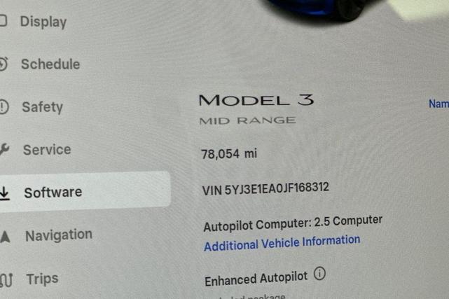 Photo of 2018 Blue Tesla Model 3