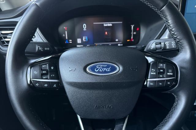 Photo of 2023 Oxford White Ford Escape