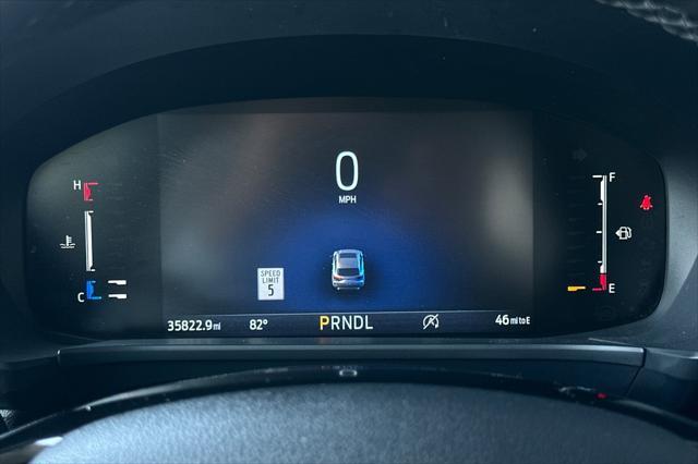 Photo of 2023 Oxford White Ford Escape