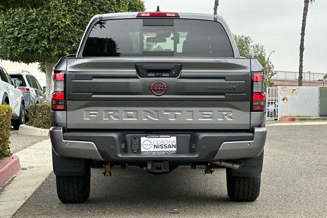 Photo of 2025 Gun Metallic Nissan Frontier