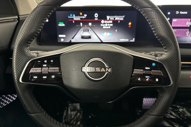 Photo of 2024 Black Diamond Pearl Nissan ARIYA