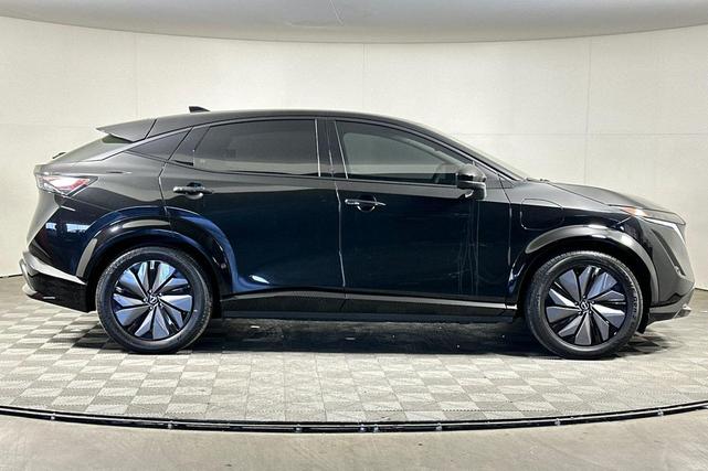 Photo of 2024 Black Diamond Pearl Nissan ARIYA