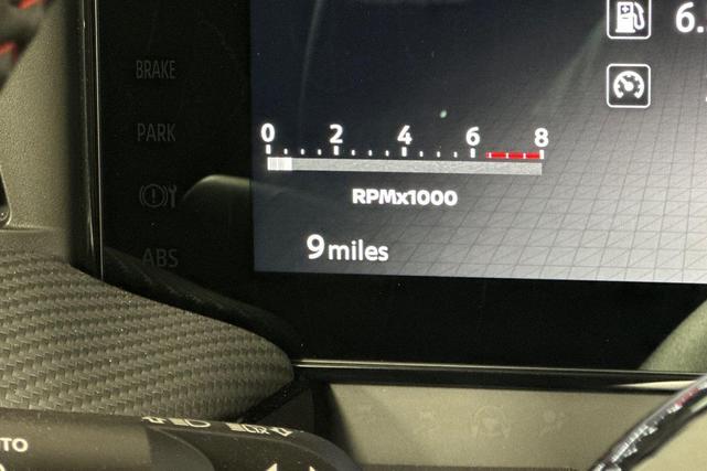 Photo of 2026 Canyon Bronze Metallic Nissan Kicks