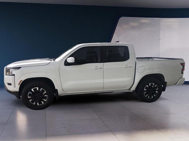Photo of 2024 Glacier White Nissan Frontier