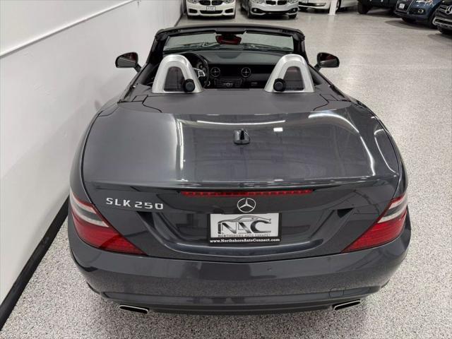Photo of 2013 Gray Mercedes-Benz SLK-Class