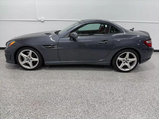 Photo of 2013 Gray Mercedes-Benz SLK-Class