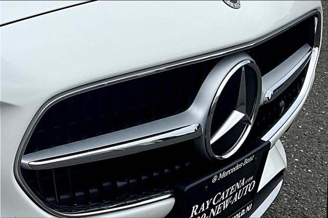 Photo of 2025 White Mercedes-Benz C-Class