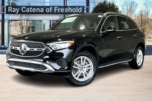 Photo of 2025 Black Mercedes-Benz GLC 300