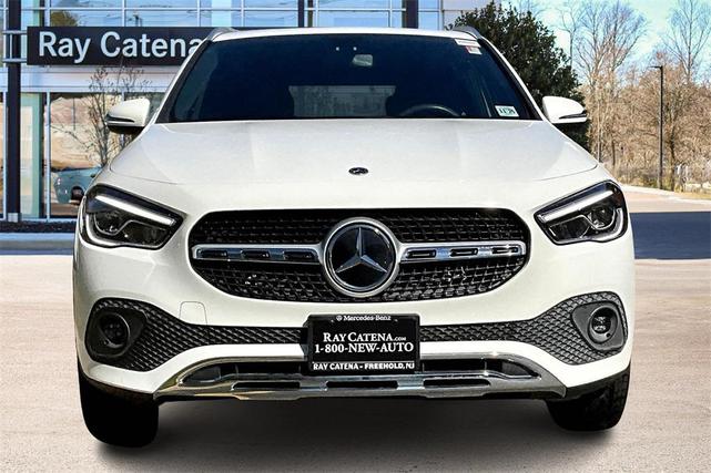 Photo of 2021 Polar White Mercedes-Benz GLA 250