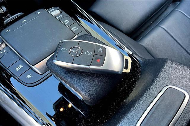 Photo of 2021 Polar White Mercedes-Benz GLA 250