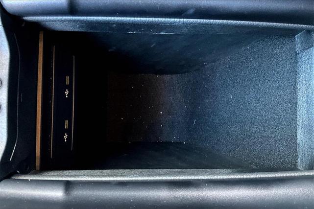 Photo of 2021 Polar White Mercedes-Benz GLA 250
