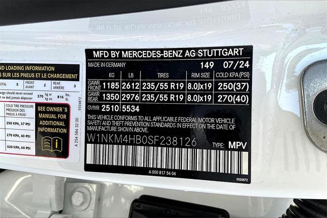 Photo of 2025 Polar White Mercedes-Benz GLC 300