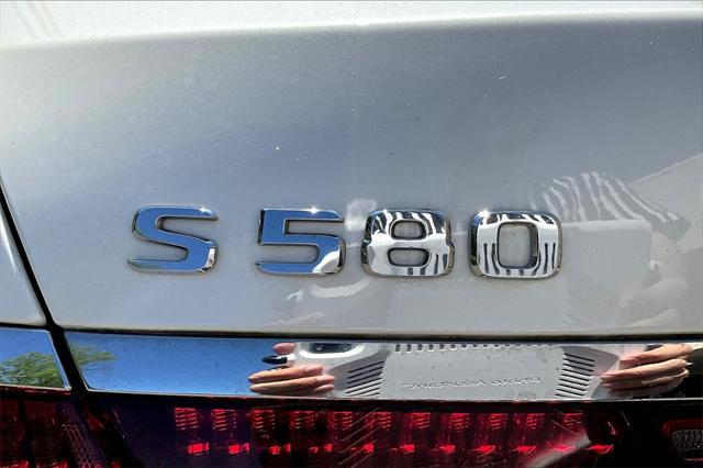 Photo of 2022 Manufaktur Diam Mercedes-Benz S-Class