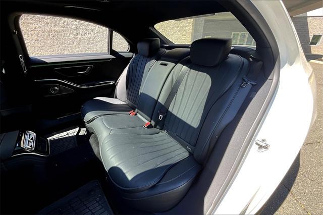 Photo of 2022 Manufaktur Diam Mercedes-Benz S-Class