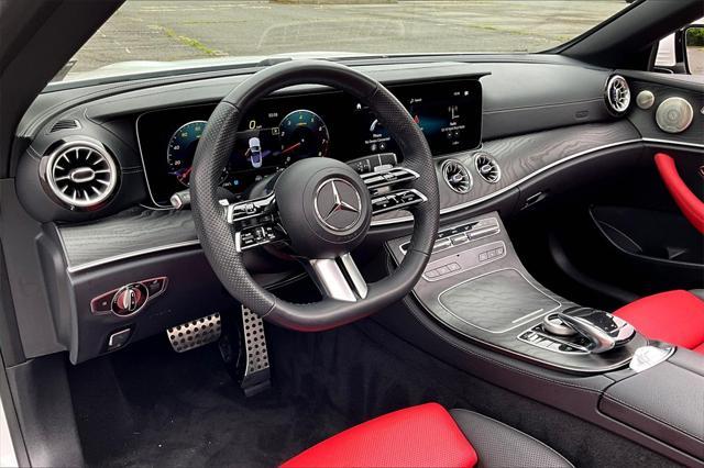 Photo of 2023 MANUFAKTUR Moonlight White Metallic Mercedes-Benz E-Class