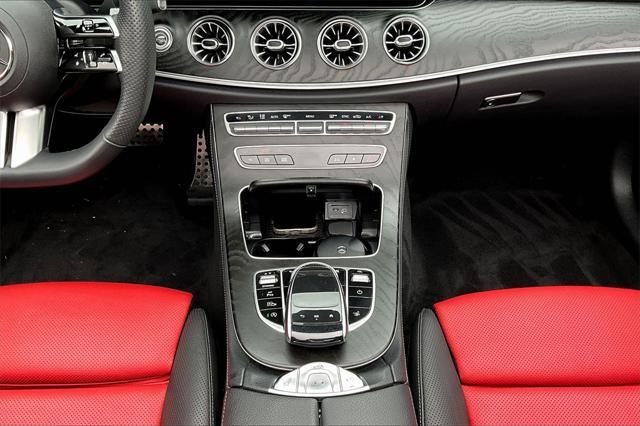 Photo of 2023 MANUFAKTUR Moonlight White Metallic Mercedes-Benz E-Class