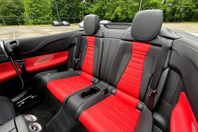 Photo of 2023 MANUFAKTUR Moonlight White Metallic Mercedes-Benz E-Class
